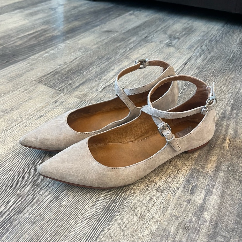 Frye Gray Suede Pointed Toe Buckle Flats • Size 8